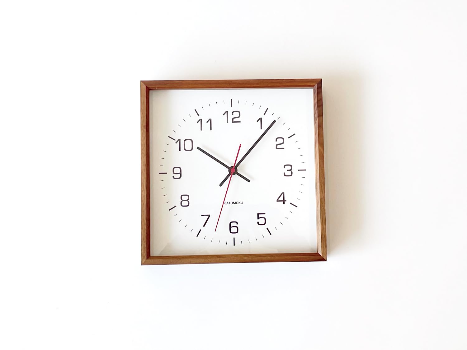 Amazon.co.jp: KATOMOKU muku square clock 2 ウォールナット km-65WA